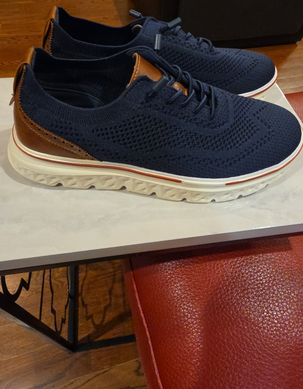 Brand New Lightweight Men's Shoe Sneaker